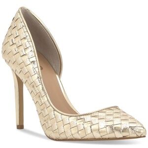 New in box INC Women’s Gold Kenjay D’orsay Pumps